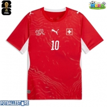 Sveits Granit Xhaka #10 Hjemmedrakt VM 2026 Kortermet